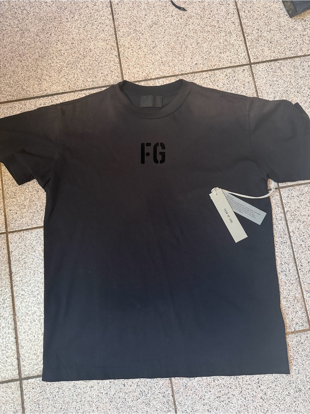 FEAR OF GOD Men’s Black Logo Crewneck T-Shirt